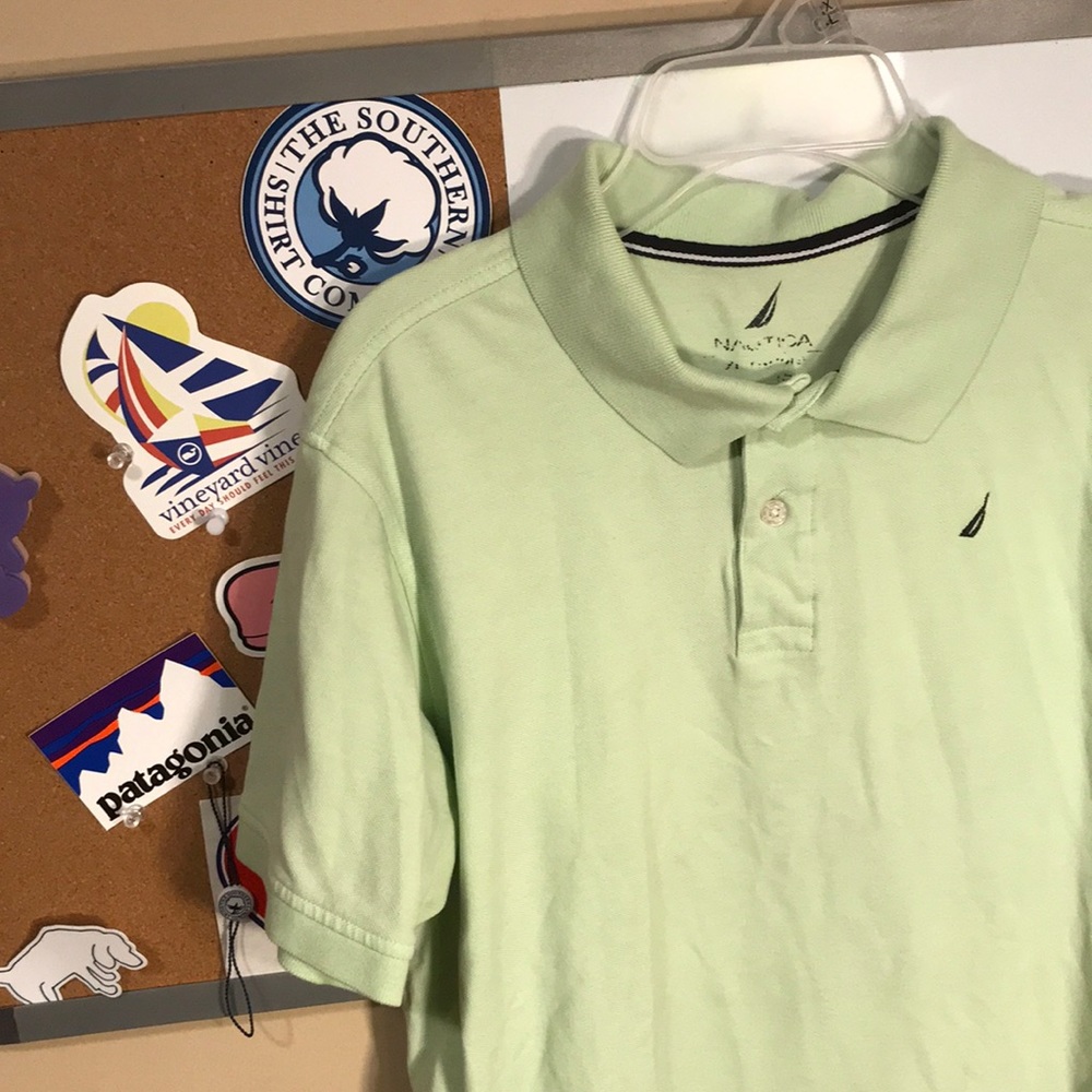 Men’s small Nautica polo great condition